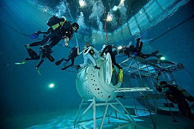 循环打怪的策略游戏《圈圈勇士》中文DEMO今日上线